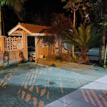 Suites Ubatuba Praia Da Lagoinha Exteriör bild