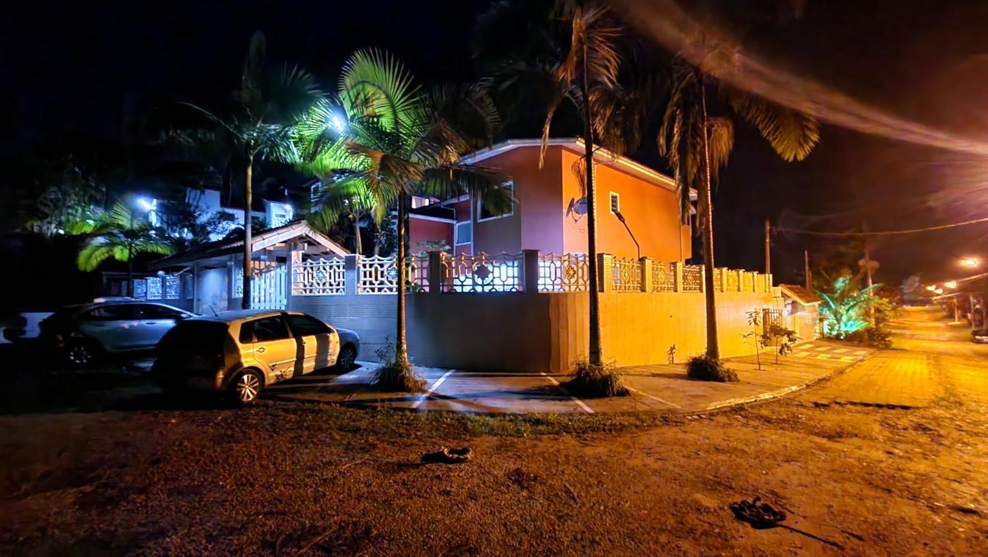 Suites Ubatuba Praia Da Lagoinha Exteriör bild